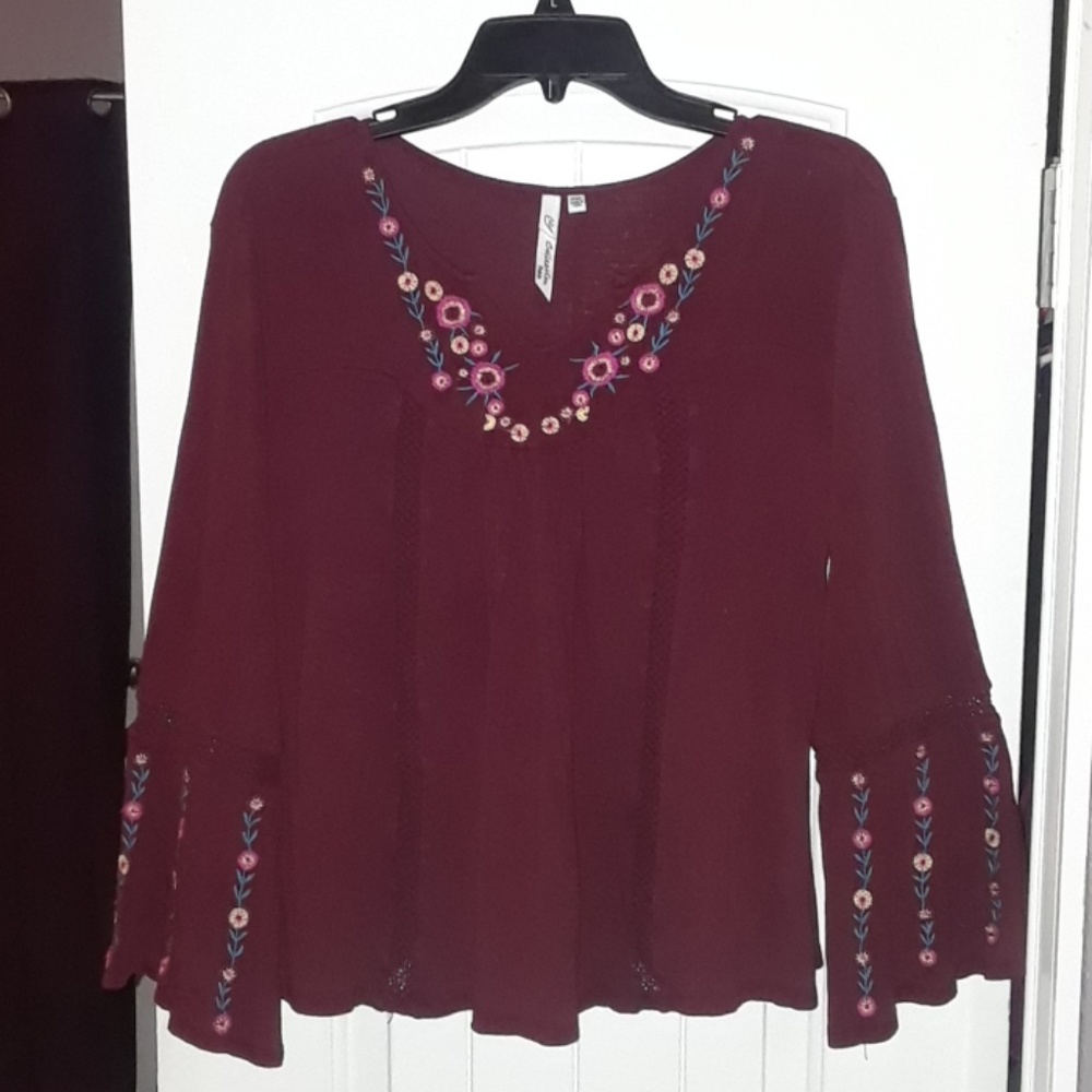 NWOT Dark Mauve Bell Sleeve Top